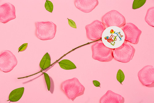 گلبرگ لمسی صورتی